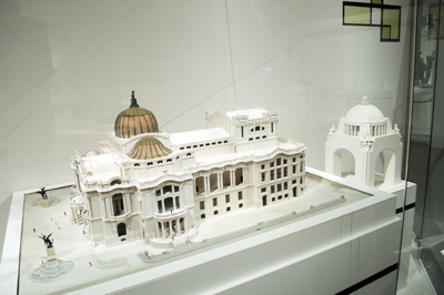 Cuerpo-Arquitectura-en-México-1900-Cortesía-Fomento-Cultural-Banamex-Archdailymx