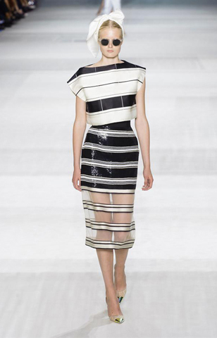 Cuerpo-Giambattista-Valli-1