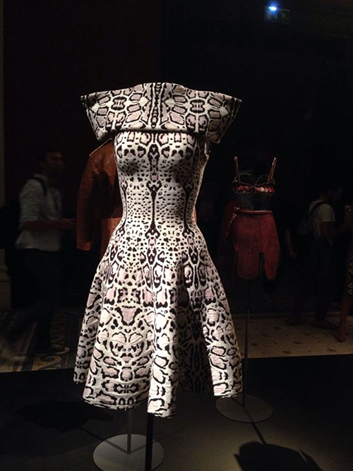 Azzedine Alaïa. La silueta de la patinadora.
