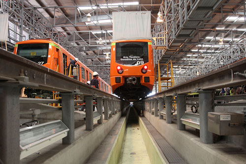 CUERPOevisión-de-los-vagones-de-la-Línea-2-del-Metro-(2014).-©Saúl-López