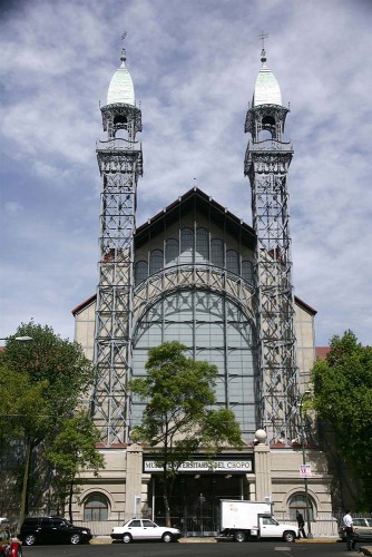 Ampliación de Enrique Norten (2006). Cortesía del Museo del Chopo