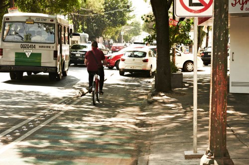 Ciclovía en Nuevo León, colonia Condesa. © Diego Pereyra.