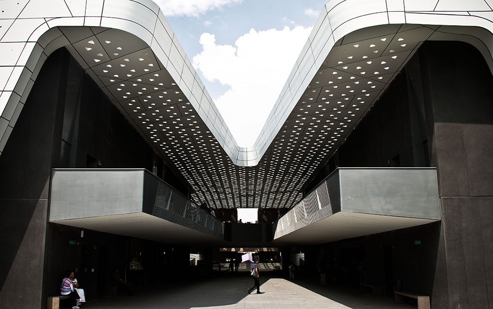 Rojkind Arquitectos. Cineteca Nacional, (2014). © Paul Rivera