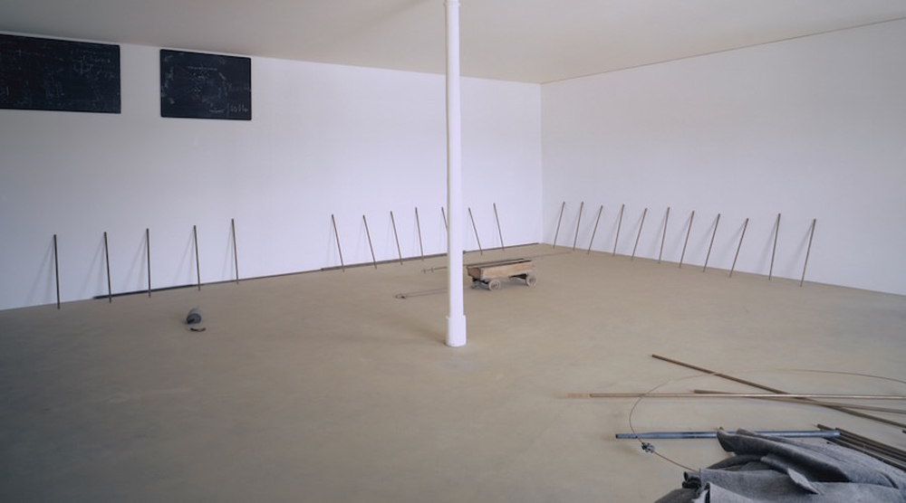 Joseph Beuys, Hearth I y Hearth II (1968-74 y 1978-79)