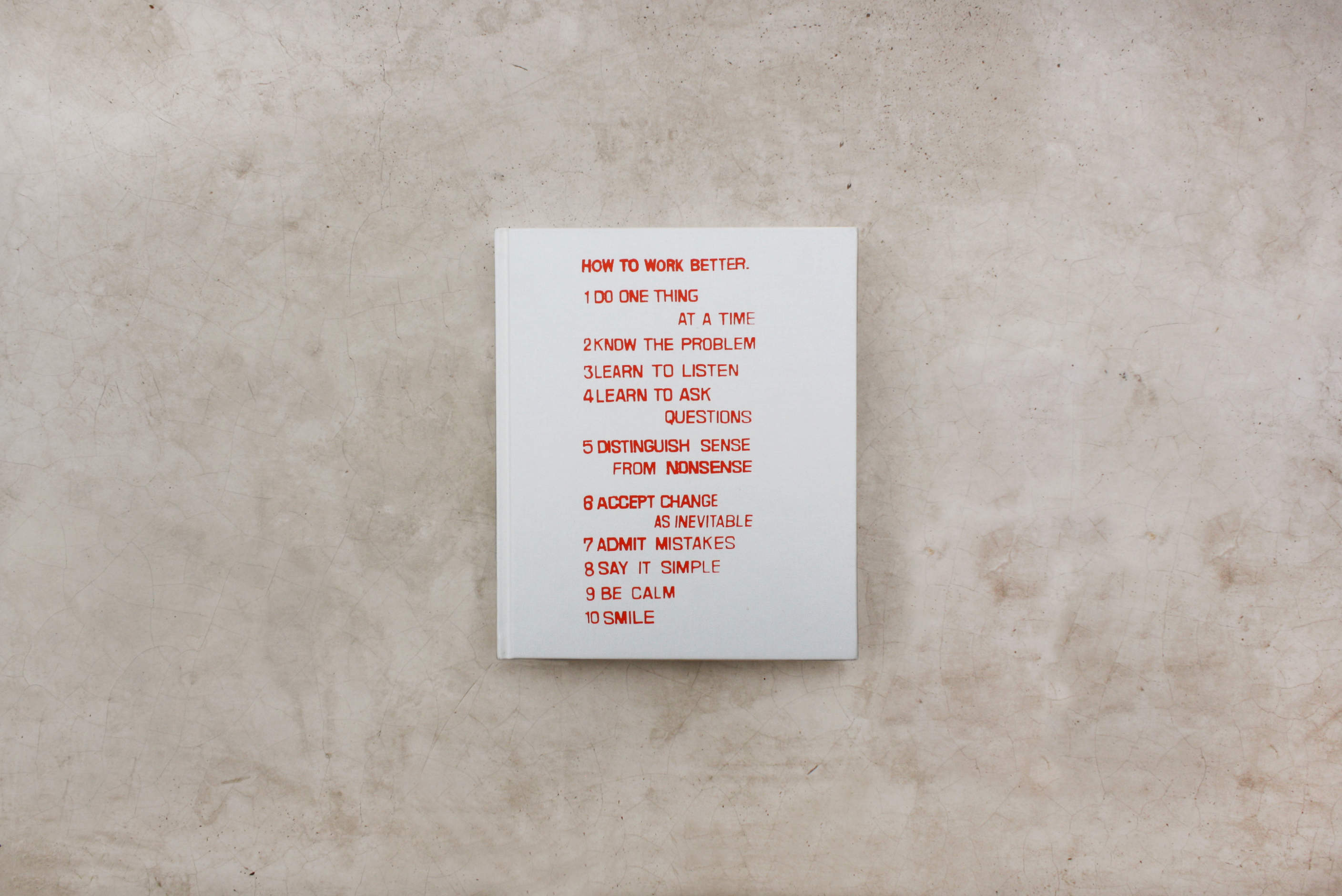 Nancy Spector y Nat Trotman et al., Peter Fischli David Weiss: Cómo trabajar mejor, Solomon R. Guggenheim Foundation /Del Monico Books (2016)