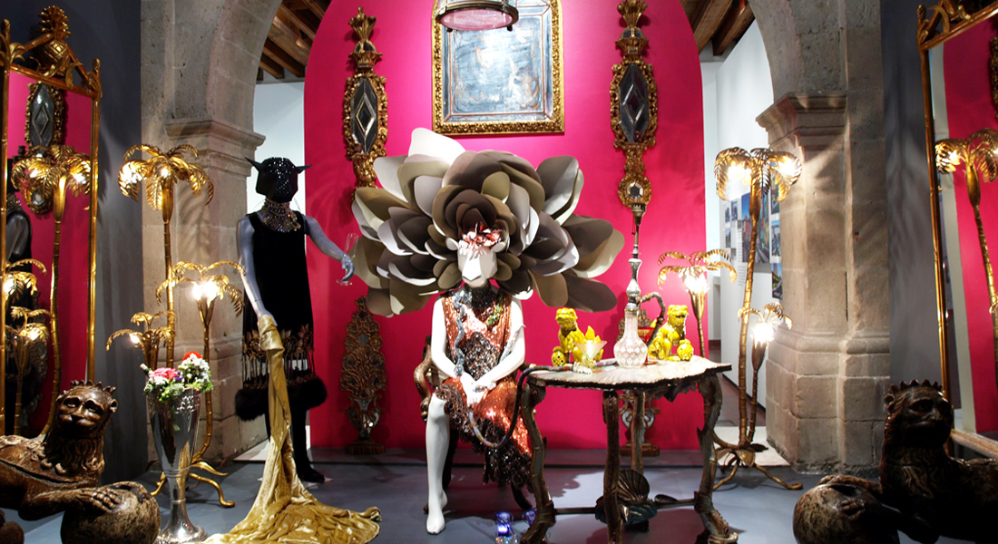 amoATO/Kris Goyri, instalación para la exposición Bijoux (2011)