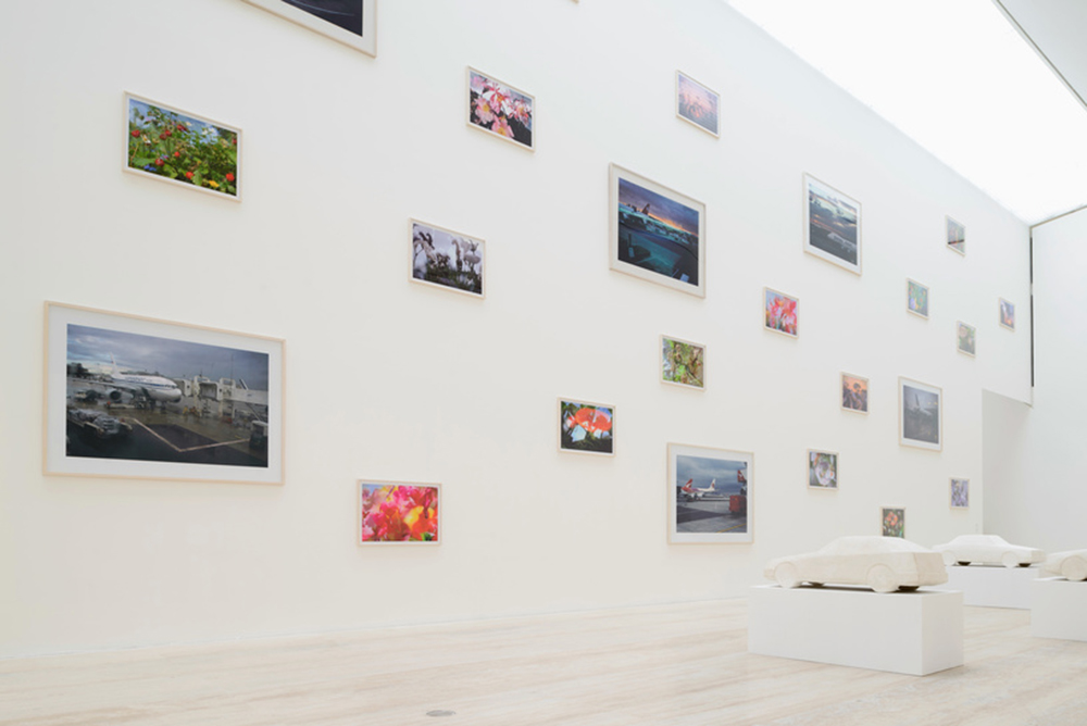 Vista de la exposición Peter Fischli David Weiss: Cómo trabajar mejor (2016). Fotografía tomada del sitio web del Museo Jumex.